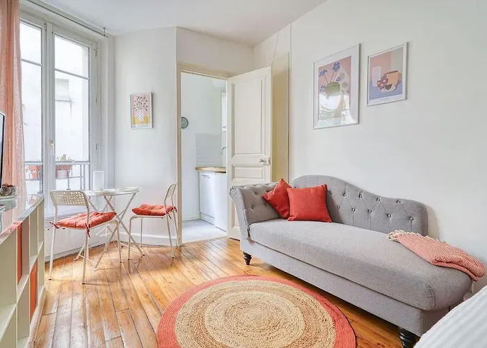 Charming Appartment Paris Montmartre